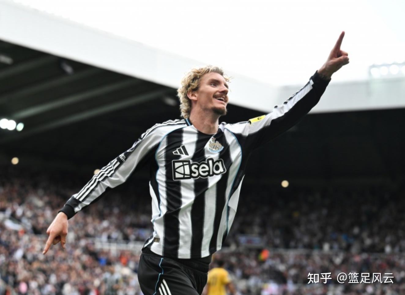 包含转折点纽卡斯尔再遭质疑，英超冲刺阶段攻防权衡，悬念犹存，更衣室氛围转暖的词条