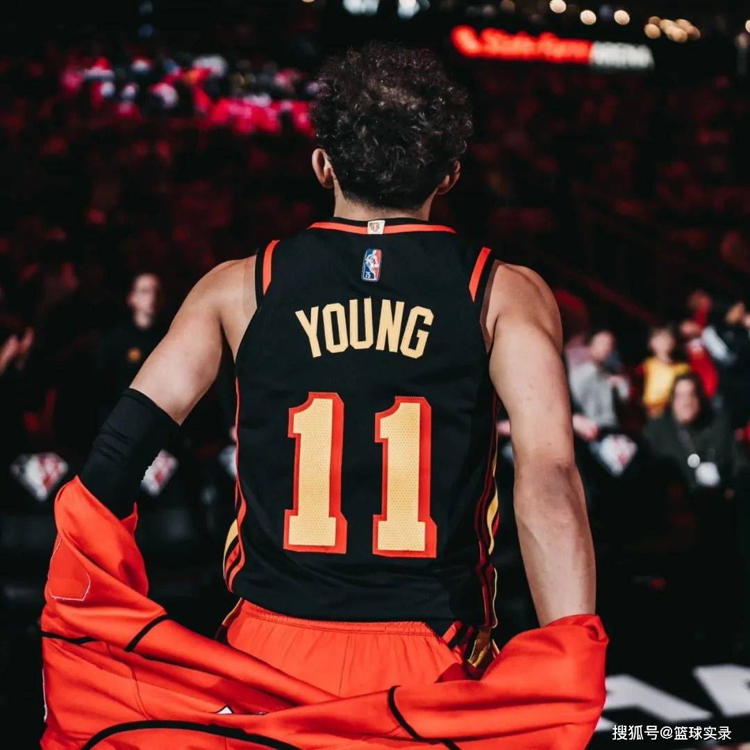 开云-关于Uzi迎来七赛季高光表现，老鹰球迷沸腾！的信息