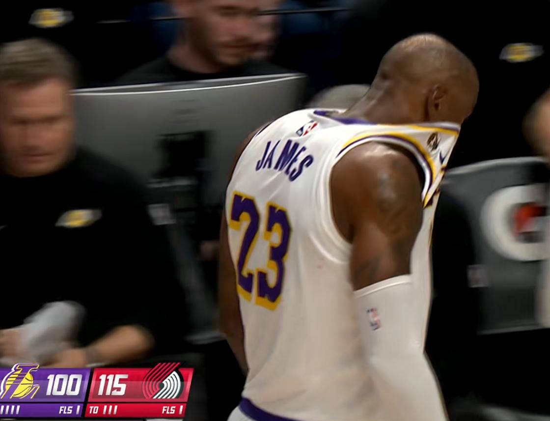 Kaiyun-包含詹姆斯在MAD比赛中精彩发挥，惊险取胜引发热议！的词条